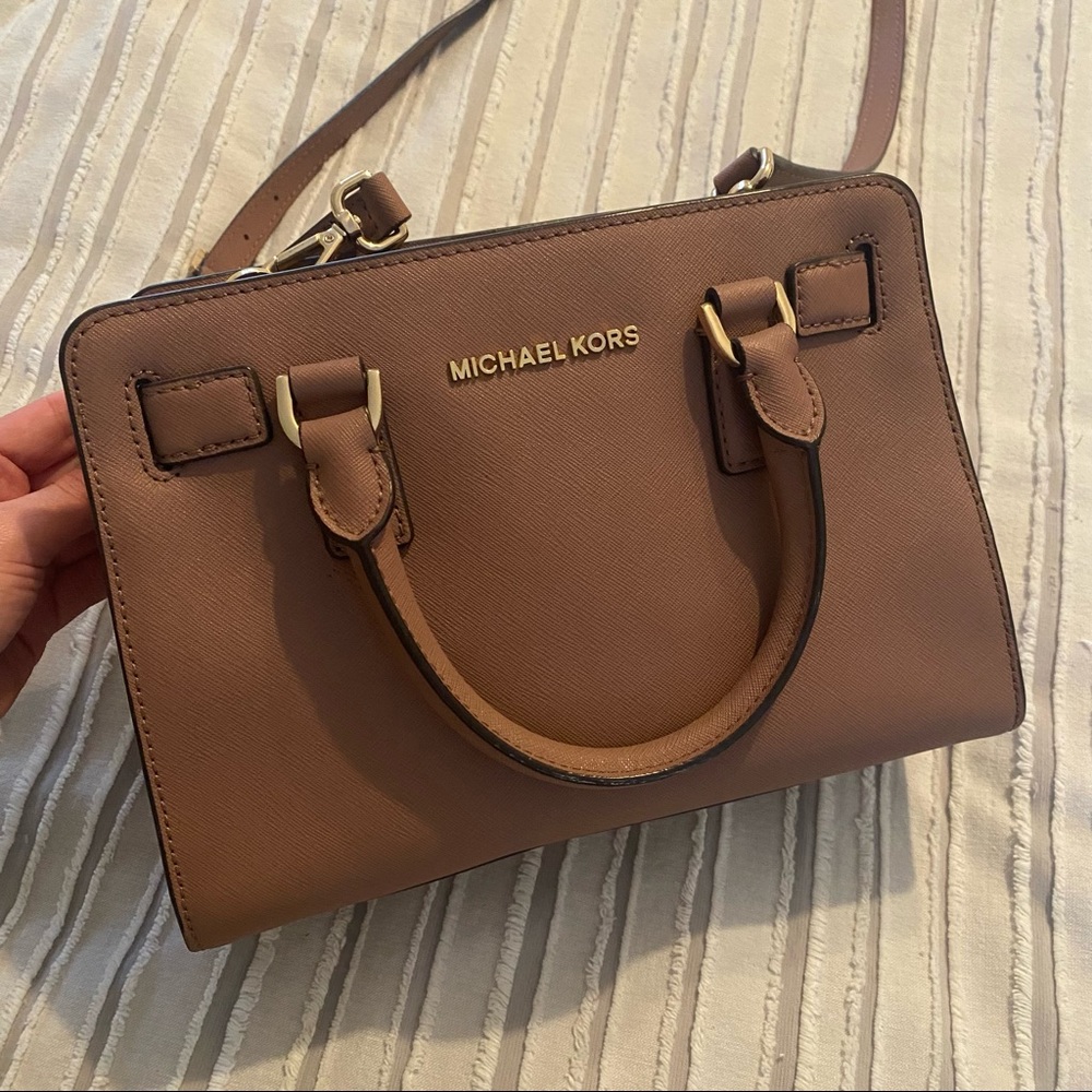 Michael Kors Dillon Small Saffiano Bag- Dusty Rose